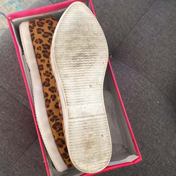 Pointed leopard fur pompom flat - Picture 2 of 3